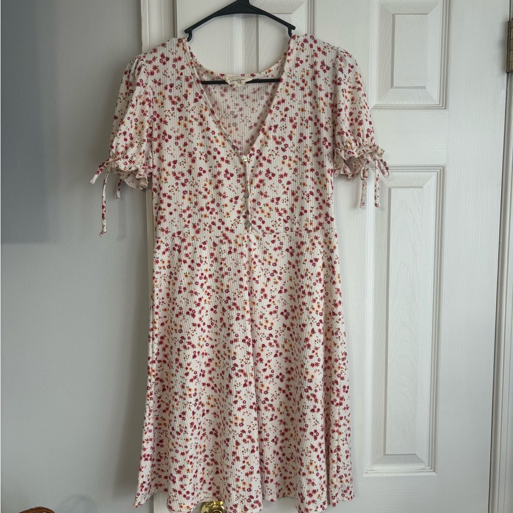 Jessica Simpson Red and Cream Floral Mini Dress